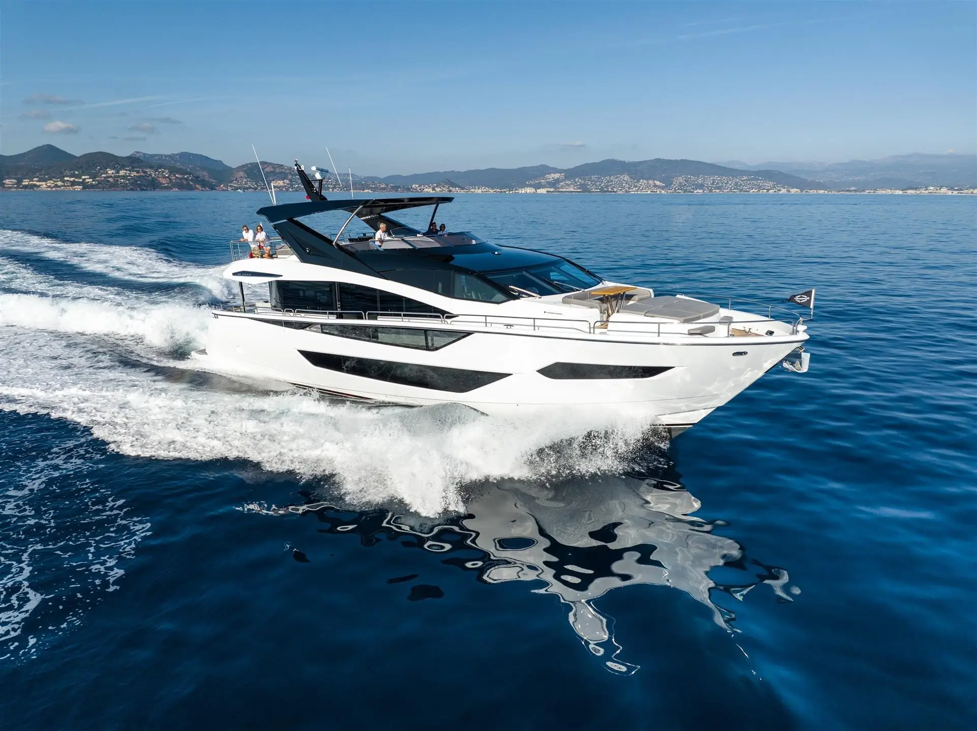 88 yacht banner