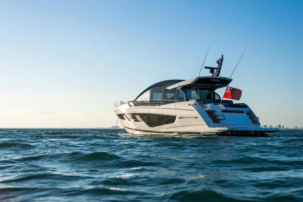 Sunseeker Predator 65
