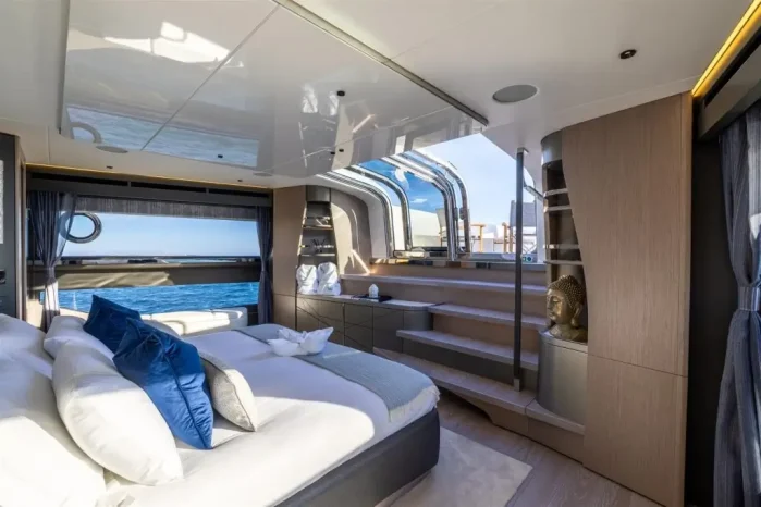 100 yachts gallery 12