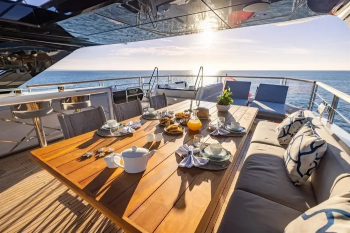 100 yachts gallery 2