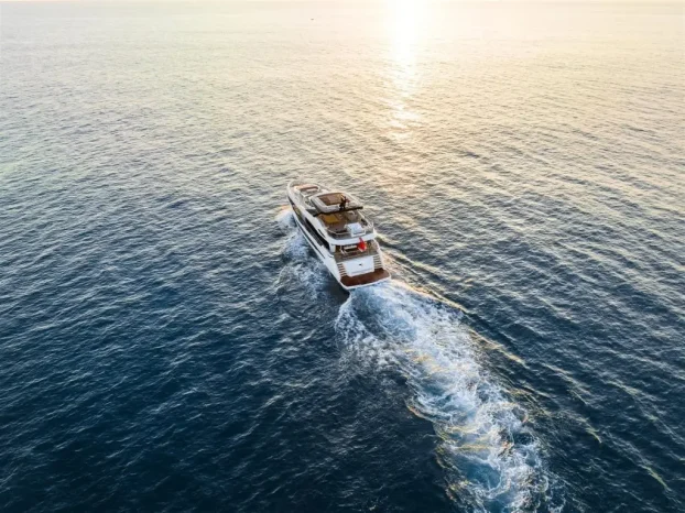 100 yachts gallery 23