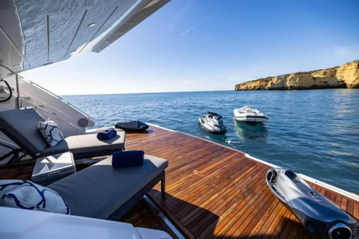 100 yachts gallery 5