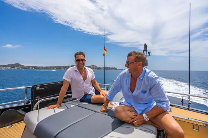 Sunseeker 65 Sport yacht