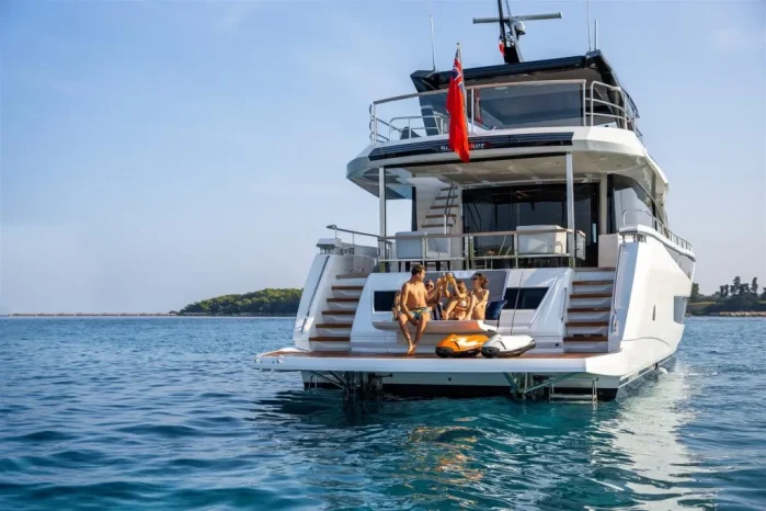 sunseeker 88 yacht