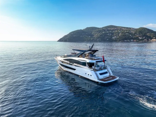 sunseeker 88 yacht