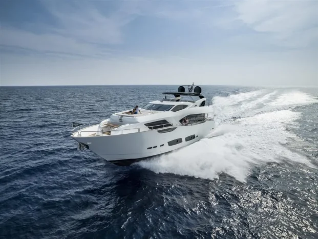 Sunseeker 95 Yacht