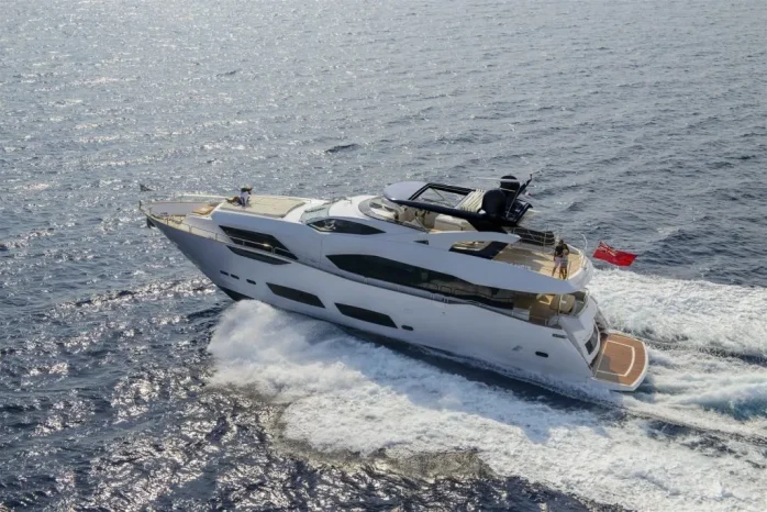 Sunseeker 95 Yacht