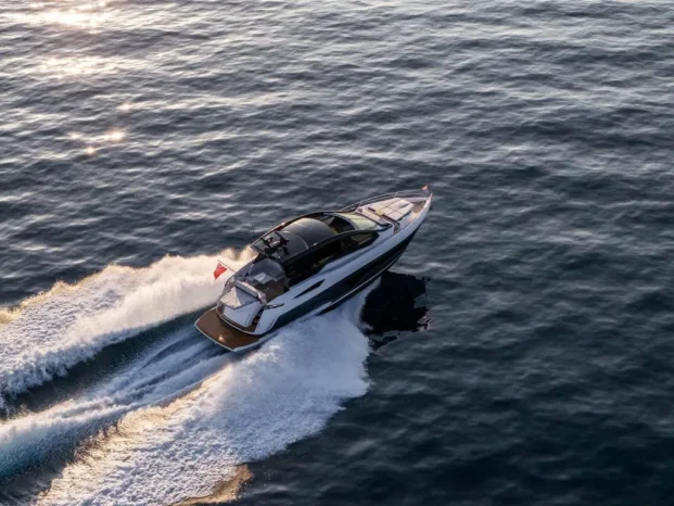 Sunseeker Predator 55