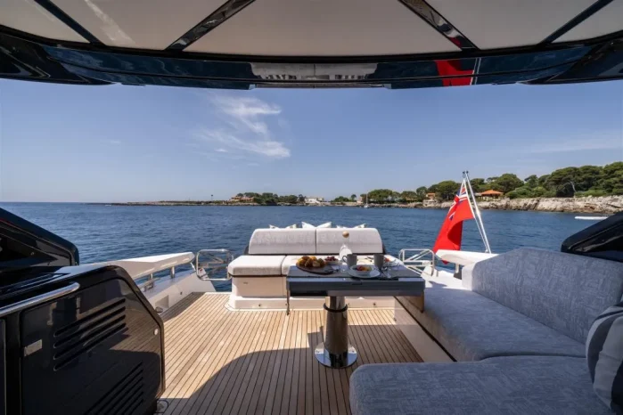 Sunseeker Predator 55