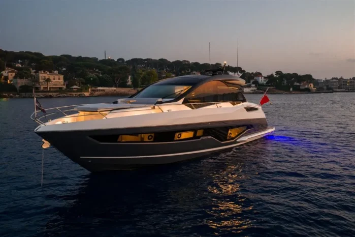 Sunseeker Predator 55