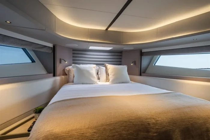 Sunseeker Predator 55