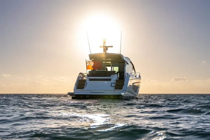 Sunseeker Predator 65