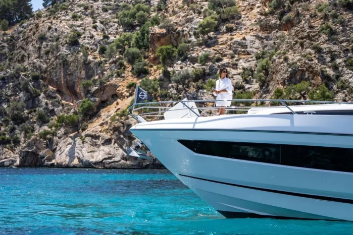 Sunseeker Superhawk 55