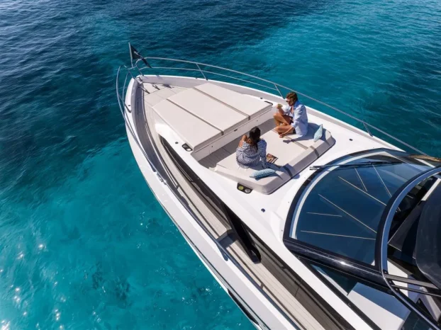 Sunseeker Superhawk 55